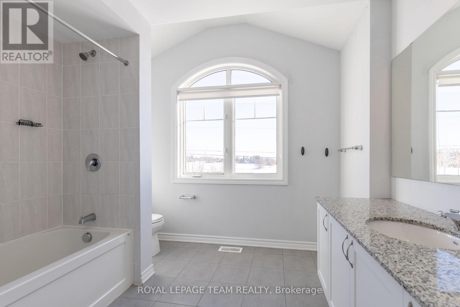 937 Shimmerton Circle, Ottawa, Ontario  K2R 1G9 - Photo 25 - X12753084