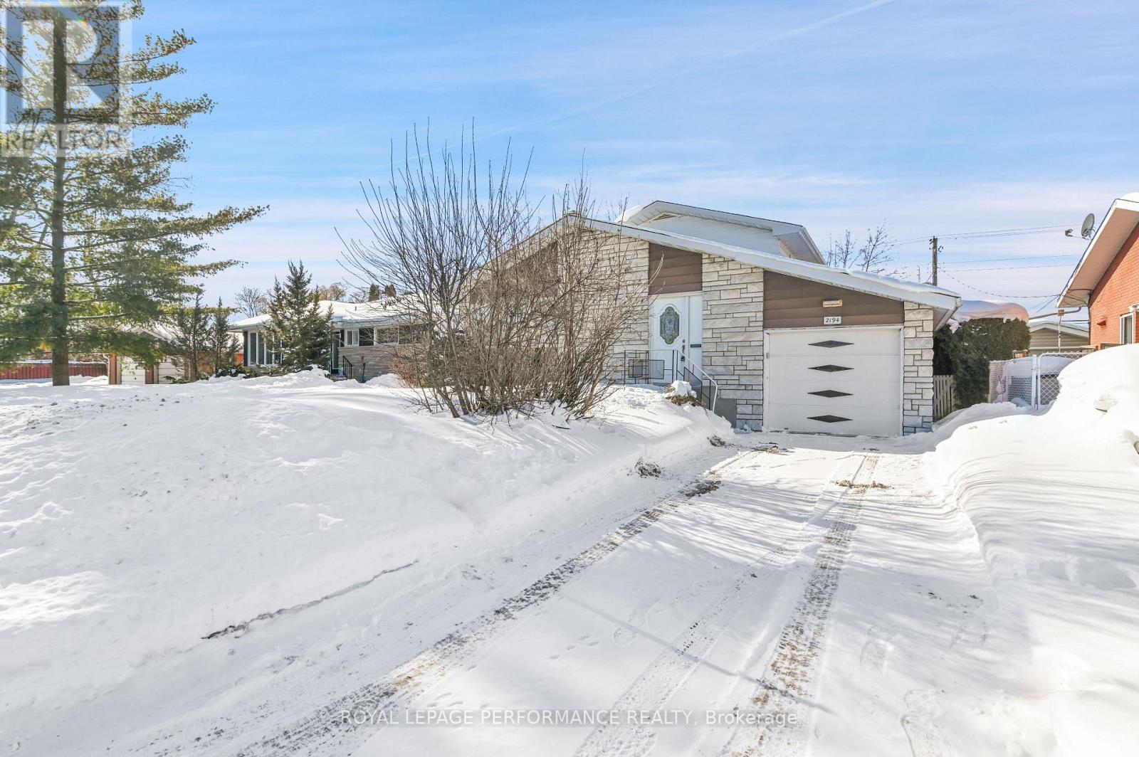 2194 Haig Drive, Ottawa, Ontario  K1G 2L2 - Photo 1 - X12753184