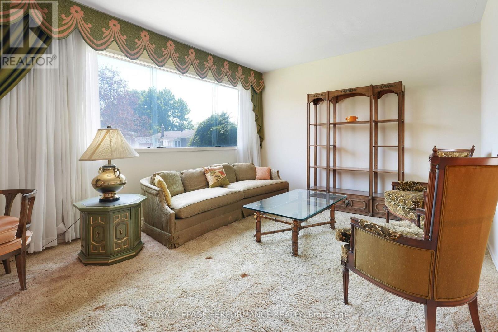 2194 Haig Drive, Ottawa, Ontario  K1G 2L2 - Photo 6 - X12753184