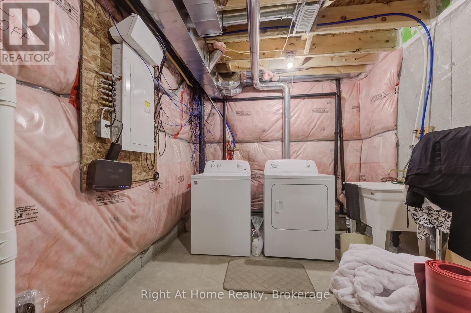 2364 Natasha Circle Circle, Oakville, Ontario  L6M 1P2 - Photo 26 - W12752876