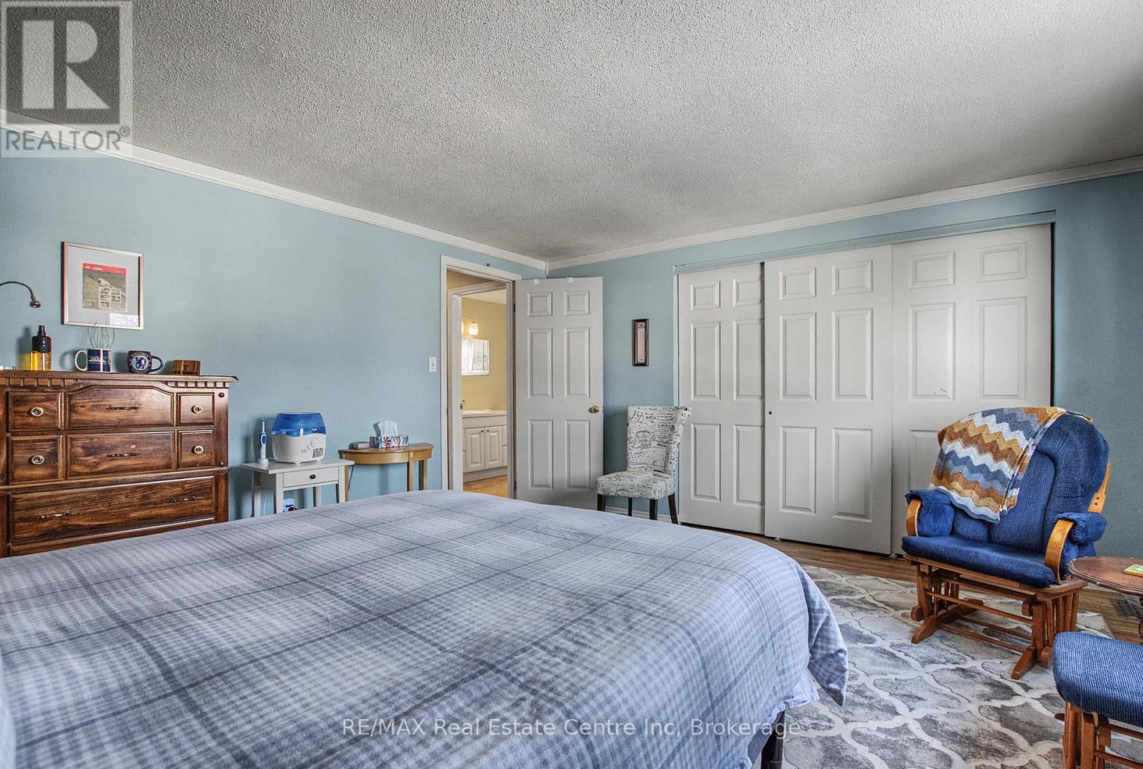 912 Laurier Avenue, Milton, Ontario  L9T 4H6 - Photo 19 - W12753096