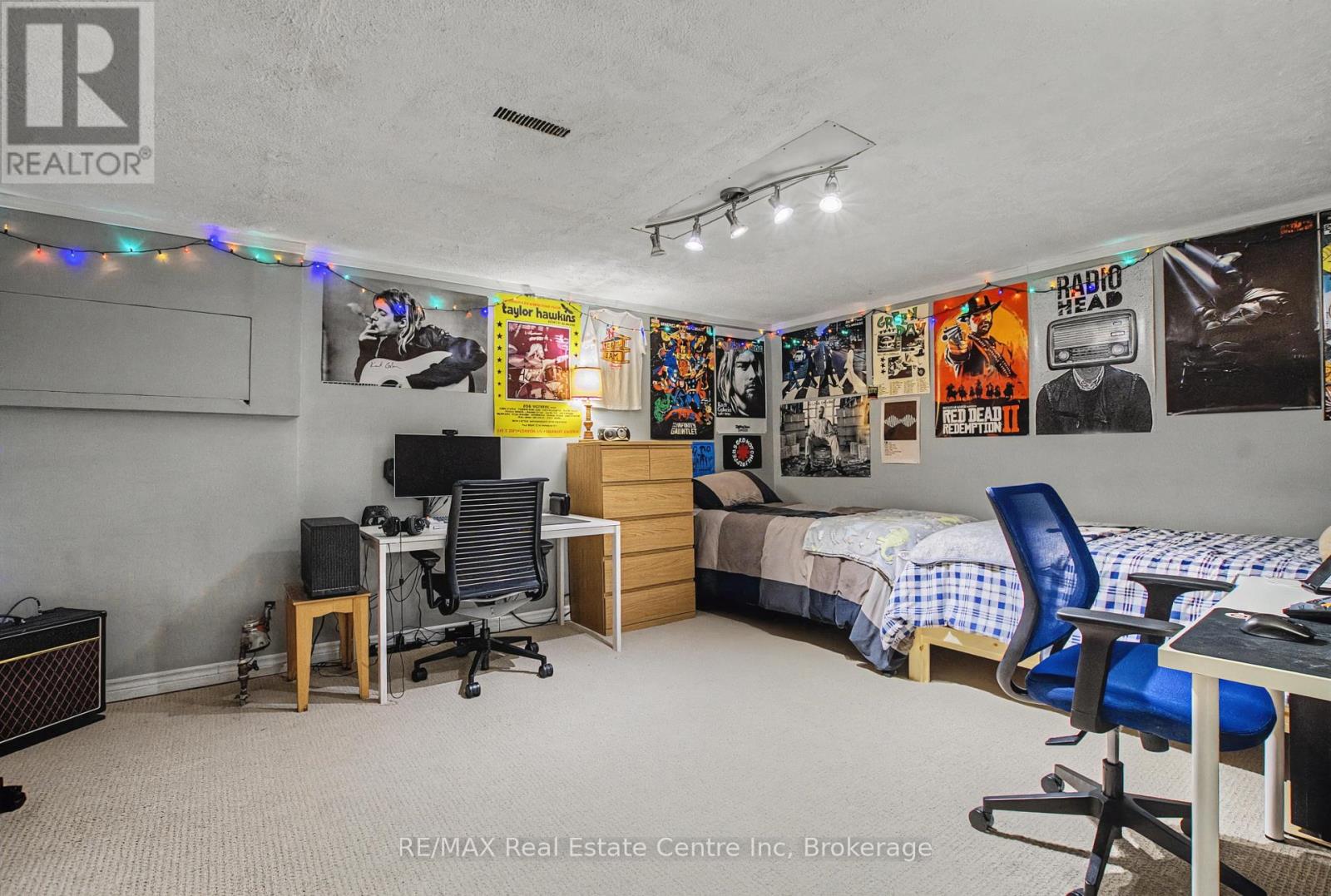 912 Laurier Avenue, Milton, Ontario  L9T 4H6 - Photo 27 - W12753096