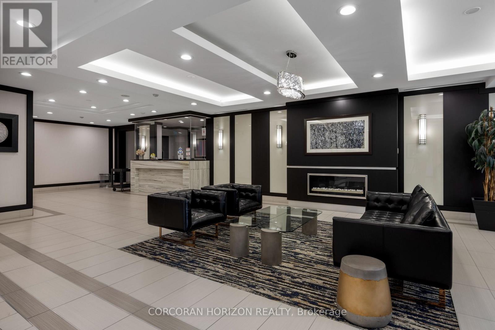 310 - 1070 Sheppard Avenue W, Toronto, Ontario  M3J 0G8 - Photo 4 - W12751952