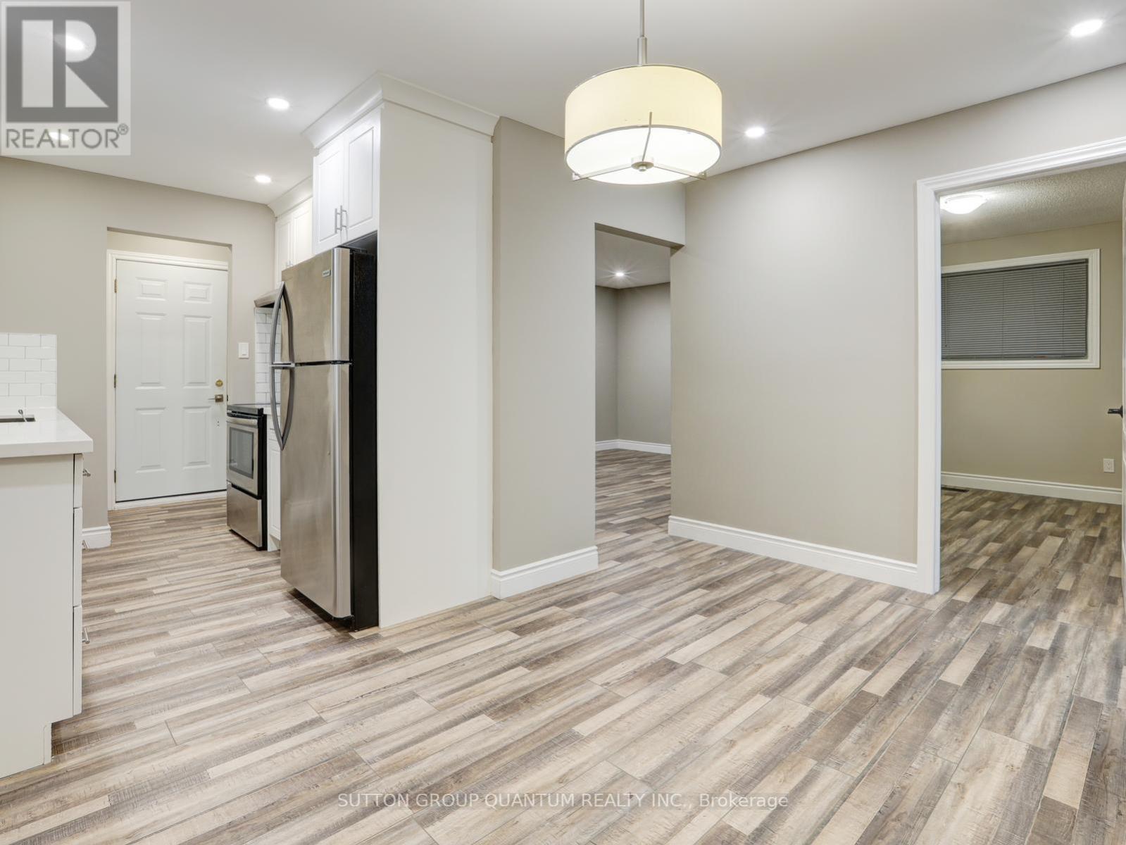 #upper - 55 Silver Aspen Crescent, Kitchener, Ontario  N2N 1H5 - Photo 13 - X12752780