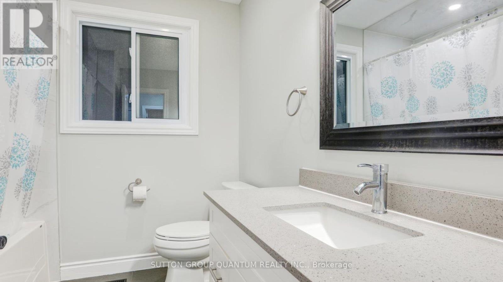 #upper - 55 Silver Aspen Crescent, Kitchener, Ontario  N2N 1H5 - Photo 23 - X12752780