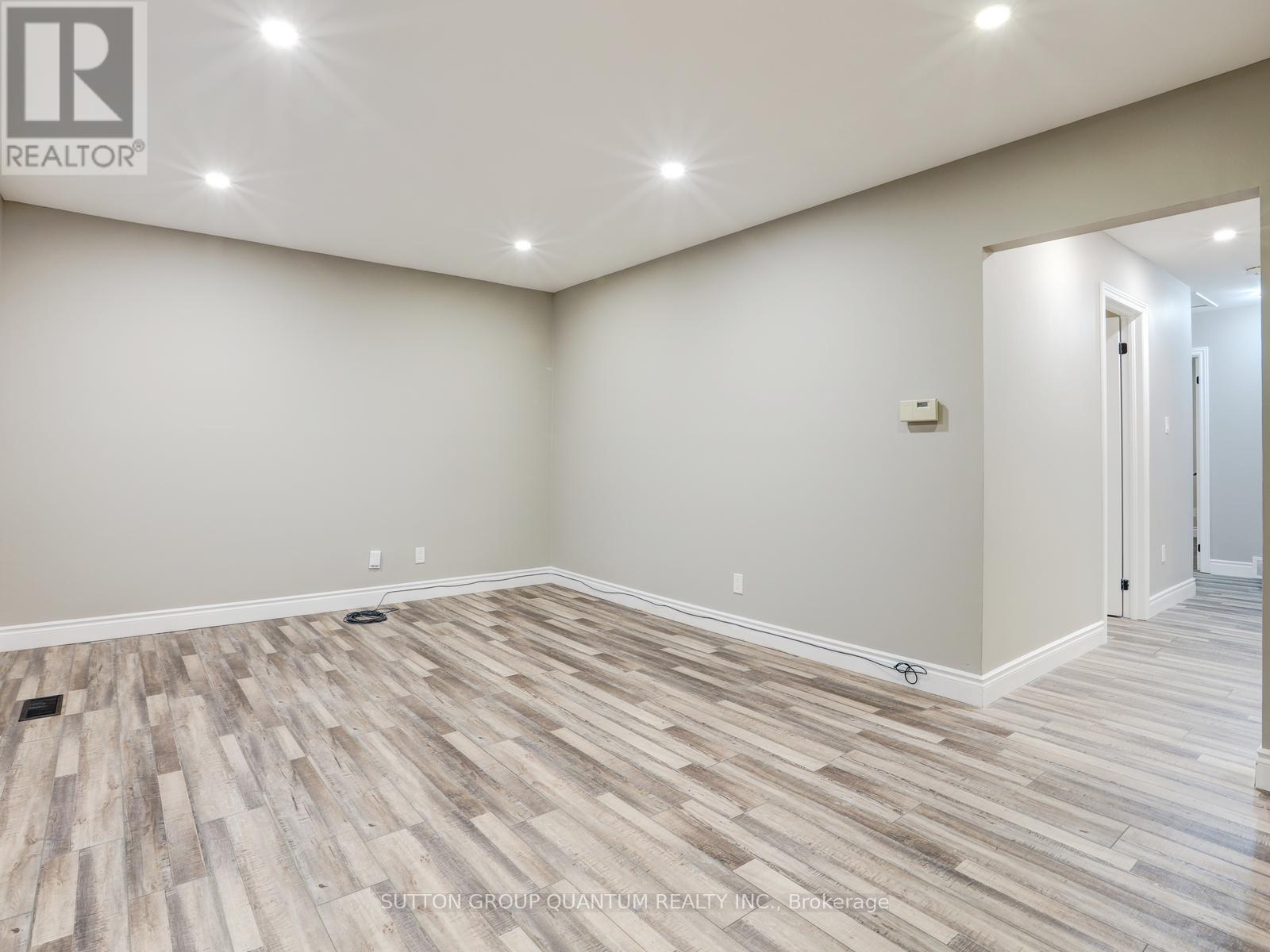 #upper - 55 Silver Aspen Crescent, Kitchener, Ontario  N2N 1H5 - Photo 7 - X12752780