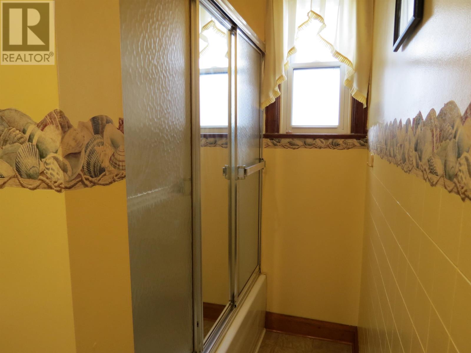 836 Simpson St, Thunder Bay, Ontario  P7C 3K4 - Photo 30 - TB2600153