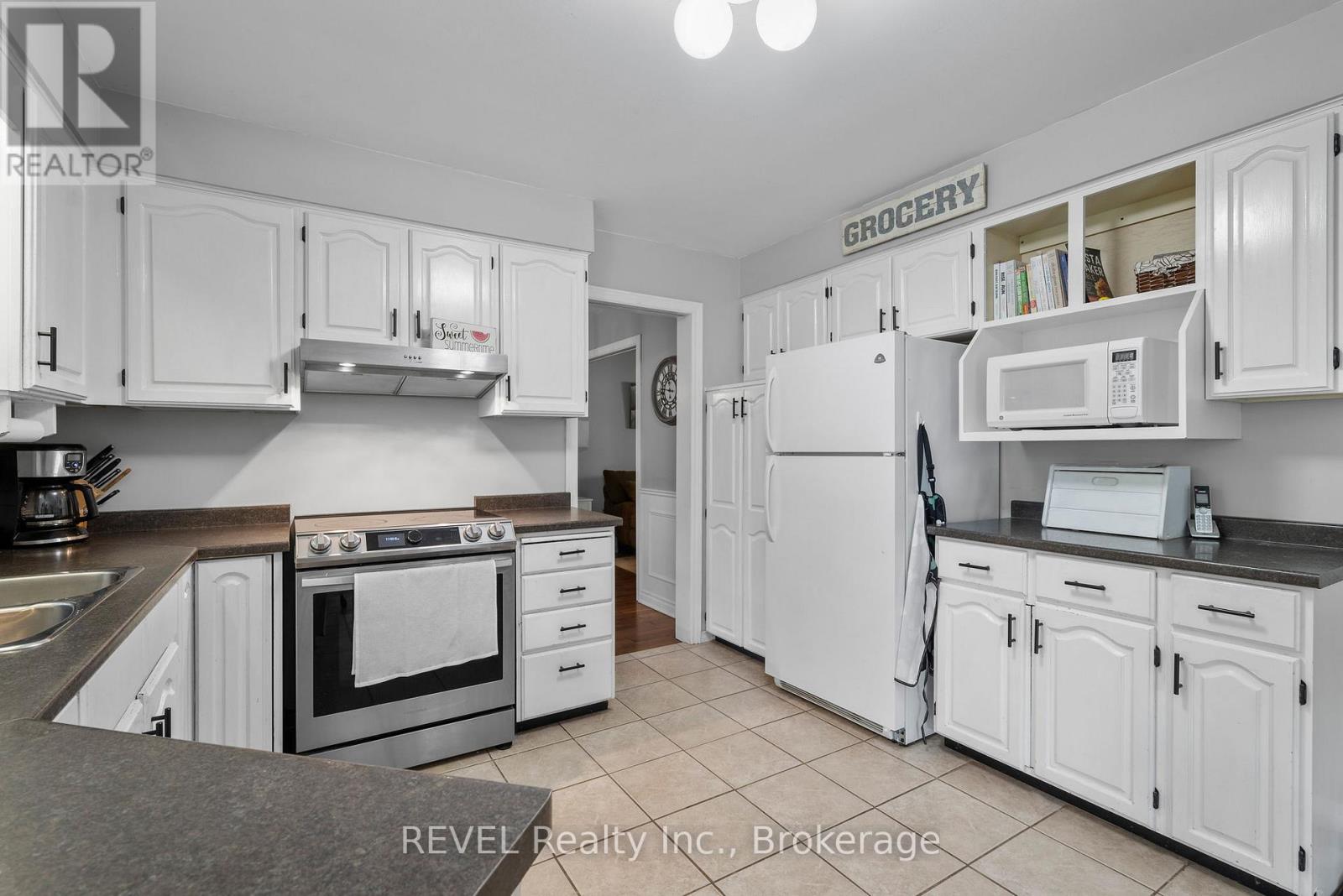 12 Arbour Glen Drive, St. Catharines (Grapeview), Ontario L2W 1B1 - Photo 15 - X12753142