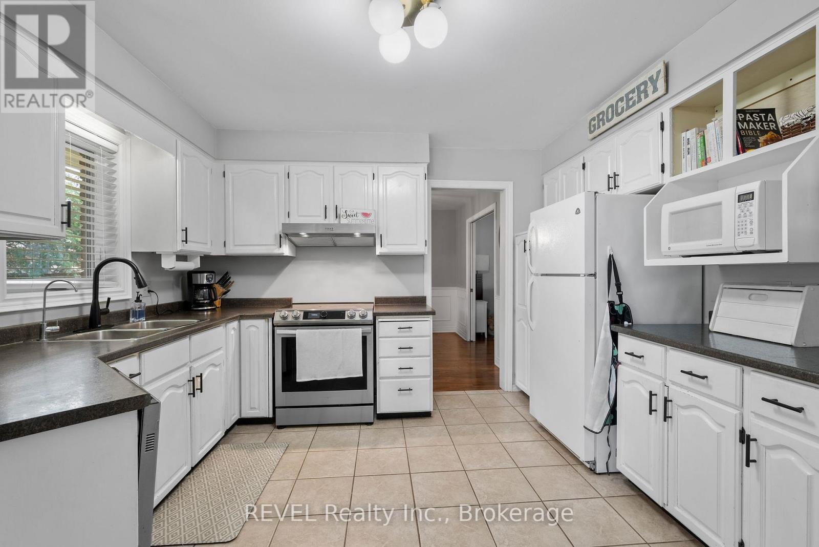 12 Arbour Glen Drive, St. Catharines (Grapeview), Ontario L2W 1B1 - Photo 16 - X12753142