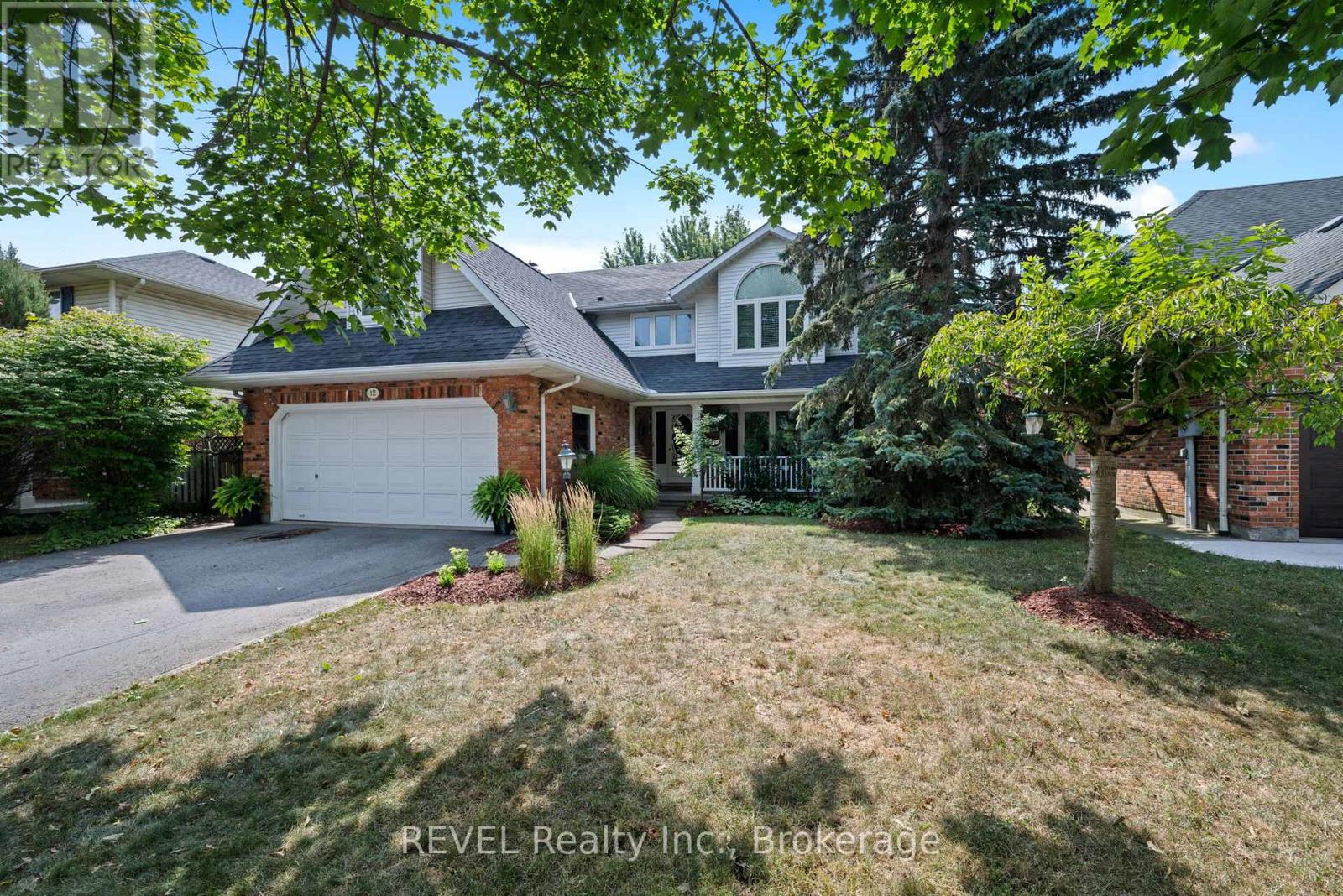12 Arbour Glen Drive, St. Catharines (Grapeview), Ontario L2W 1B1 - Photo 2 - X12753142