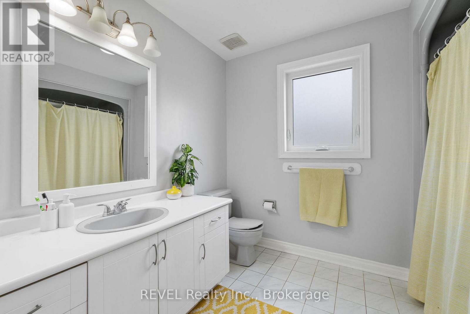 12 Arbour Glen Drive, St. Catharines (Grapeview), Ontario L2W 1B1 - Photo 25 - X12753142