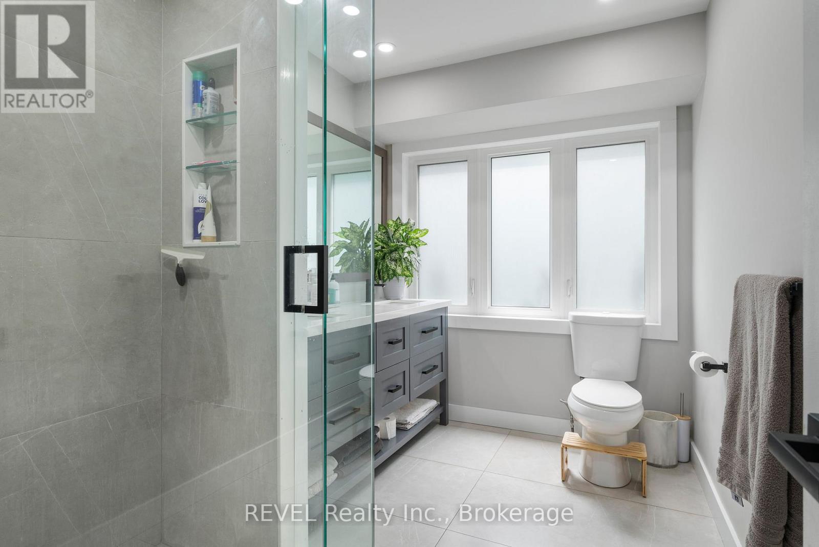 12 Arbour Glen Drive, St. Catharines (Grapeview), Ontario L2W 1B1 - Photo 31 - X12753142