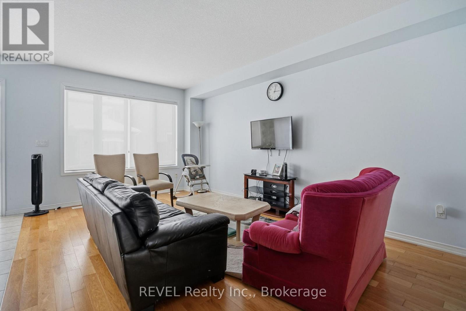 67 Esther Crescent, Thorold (Hurricane/merrittville), Ontario  L3B 0G3 - Photo 11 - X12753160