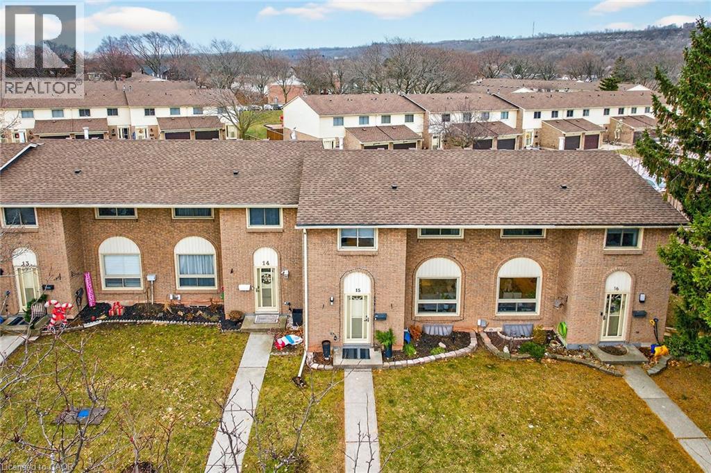 150 Gateshead Crescent Unit# 15, Stoney Creek, Ontario  L8G 4A7 - Photo 5 - 40794756