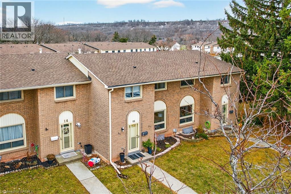 150 Gateshead Crescent Unit# 15, Stoney Creek, Ontario  L8G 4A7 - Photo 6 - 40794756