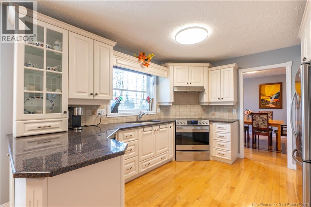 20 Gloucester Crescent, Fredericton, New Brunswick  E3B 6E6 - Photo 10 - NB133077