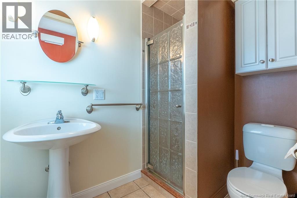 20 Gloucester Crescent, Fredericton, New Brunswick  E3B 6E6 - Photo 21 - NB133077