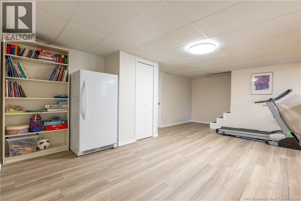 20 Gloucester Crescent, Fredericton, New Brunswick  E3B 6E6 - Photo 33 - NB133077