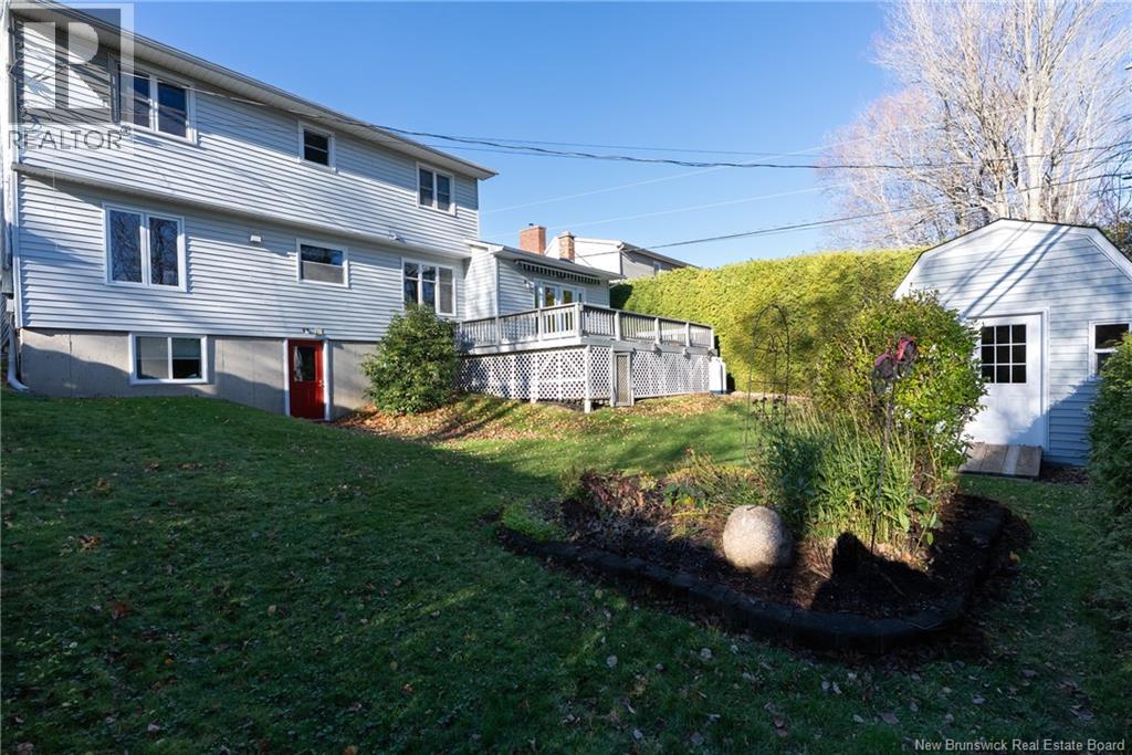 20 Gloucester Crescent, Fredericton, New Brunswick  E3B 6E6 - Photo 37 - NB133077