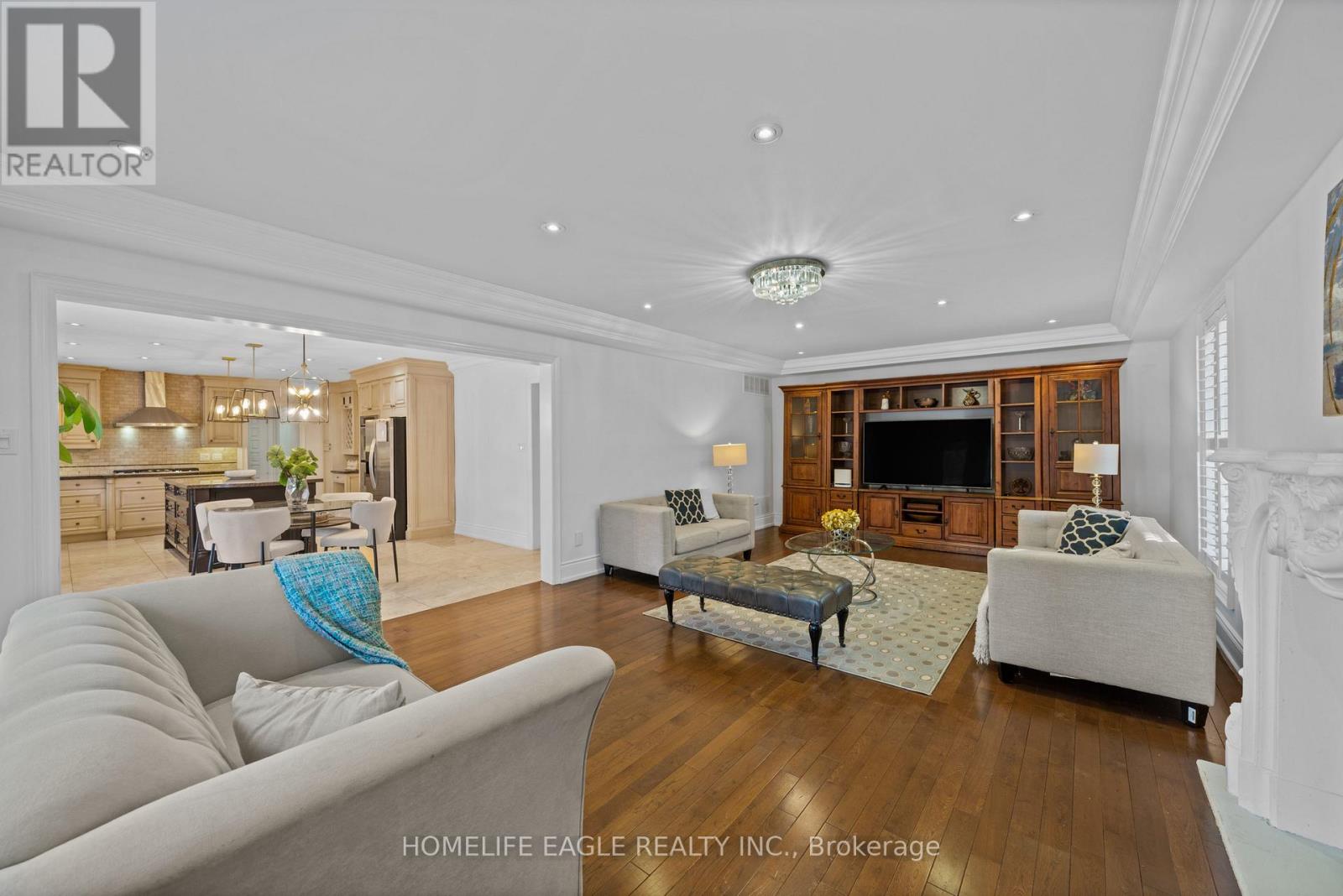 27 Dorwood Court, Vaughan, Ontario L4L 1M9 - Photo 7 - N12743514