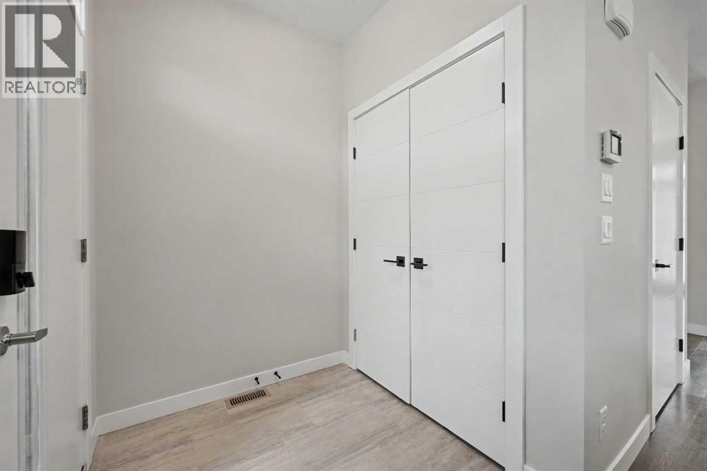 137 Sage Meadows Gardens Nw, Calgary, Alberta  T3P 1K2 - Photo 3 - A2281639