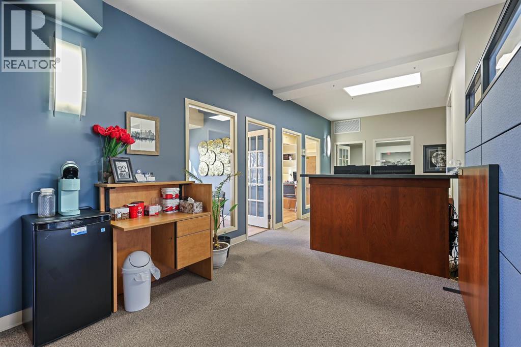 76 Skyline Crescent Ne, Calgary, Alberta  T2K 5S7 - Photo 4 - A2282622