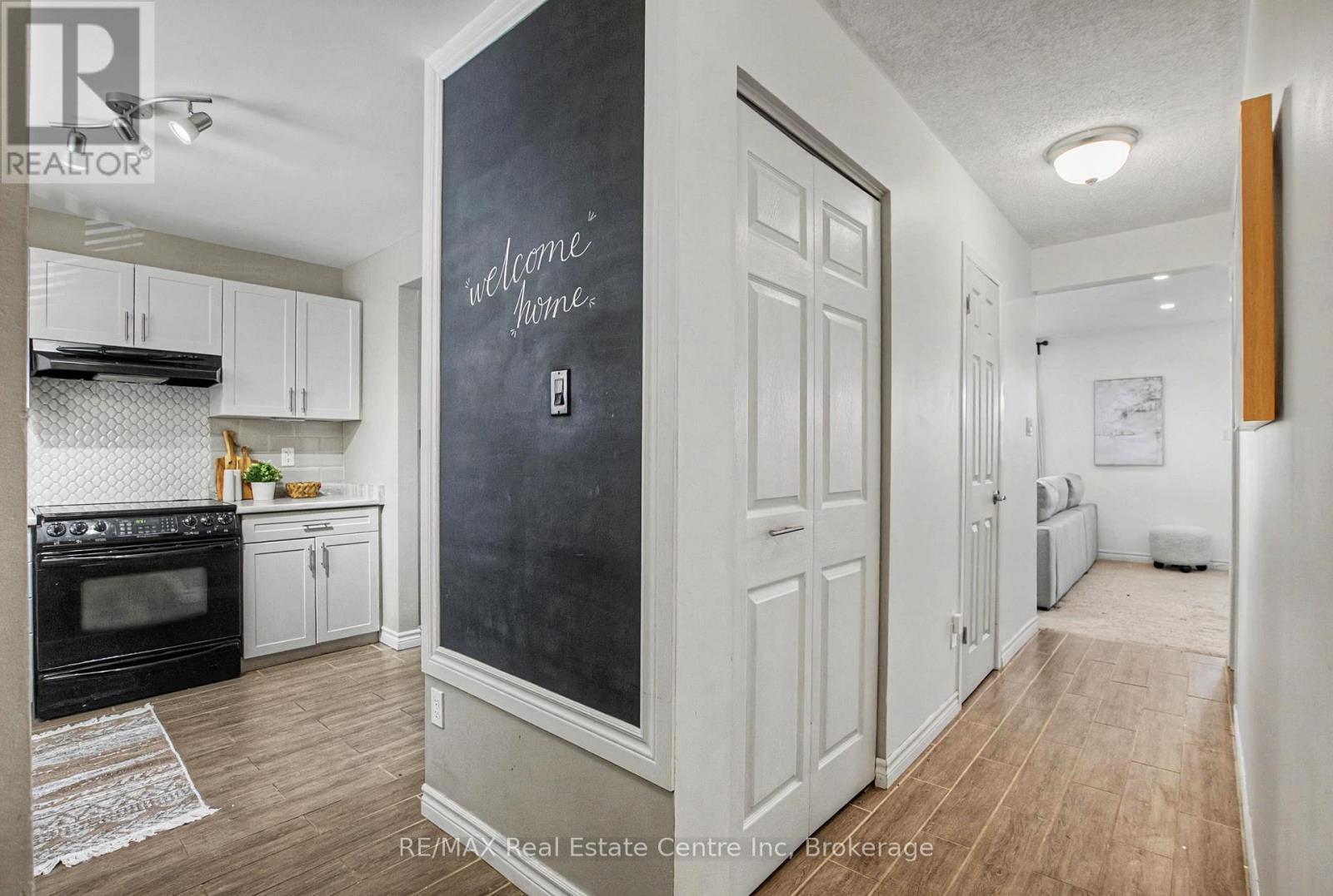 39 - 175 Cedar Street, Cambridge, Ontario  N1S 4X9 - Photo 3 - X12753178