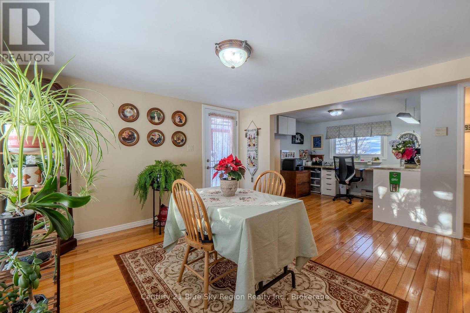 17 Sunrise Lane, Powassan, Ontario  P0H 1Z0 - Photo 19 - X12735190