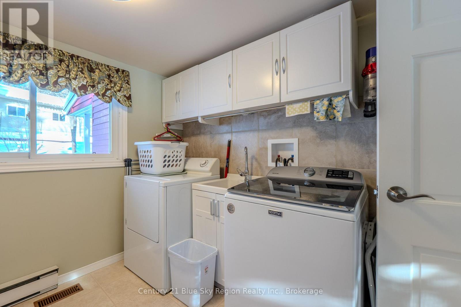 17 Sunrise Lane, Powassan, Ontario  P0H 1Z0 - Photo 38 - X12735190