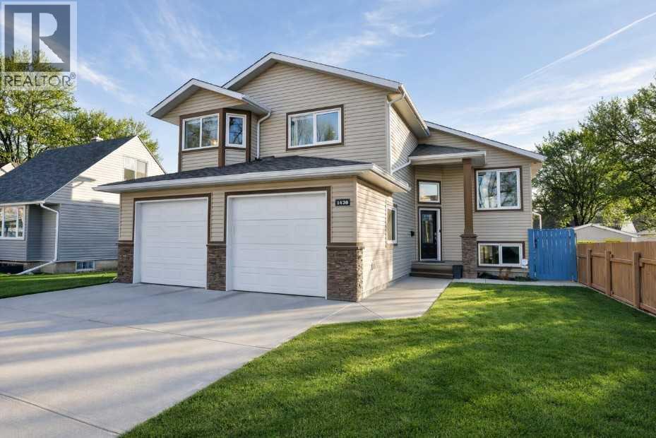 1428 6 Avenue N, Lethbridge, Alberta  T1H 0S8 - Photo 1 - A2283521