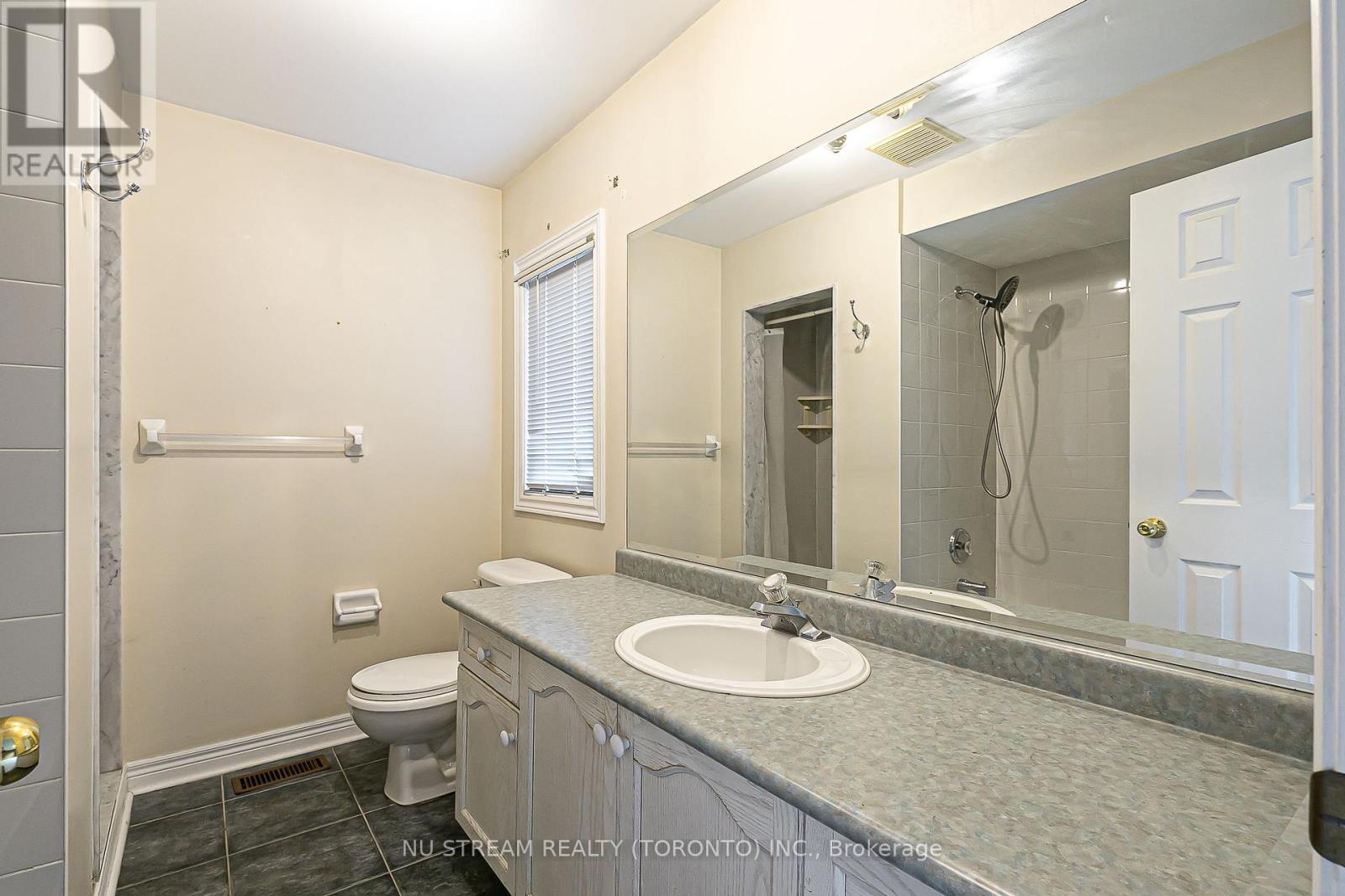 46 Country Glen Road, Markham, Ontario  L6B 1B5 - Photo 26 - N12742146