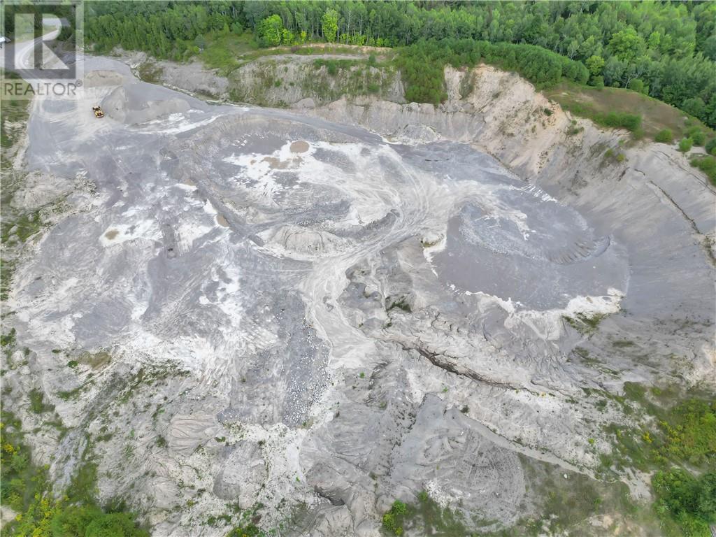 581 Hardwood Road, Mckerrow, Ontario  P0P 1M0 - Photo 2 - 2124153