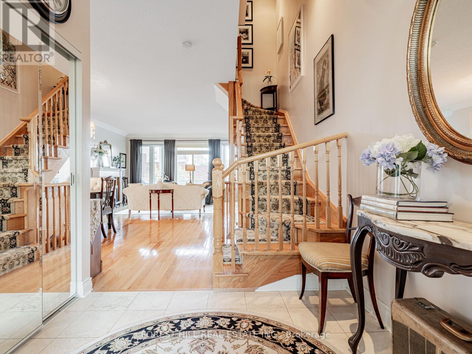 Th-A - 2 Clairtrell Road, Toronto, Ontario  M2N 7H5 - Photo 7 - C12752856