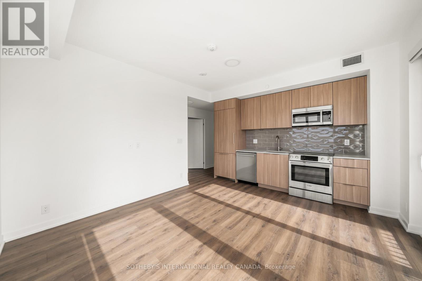 1517 - 88 Bathurst Street, Toronto (Niagara), Ontario  M5V 0W8 - Photo 4 - C12752928