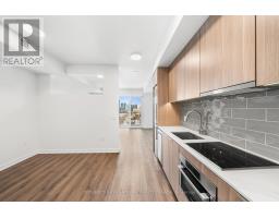 819 - 88 BATHURST STREET, Toronto, Ontario