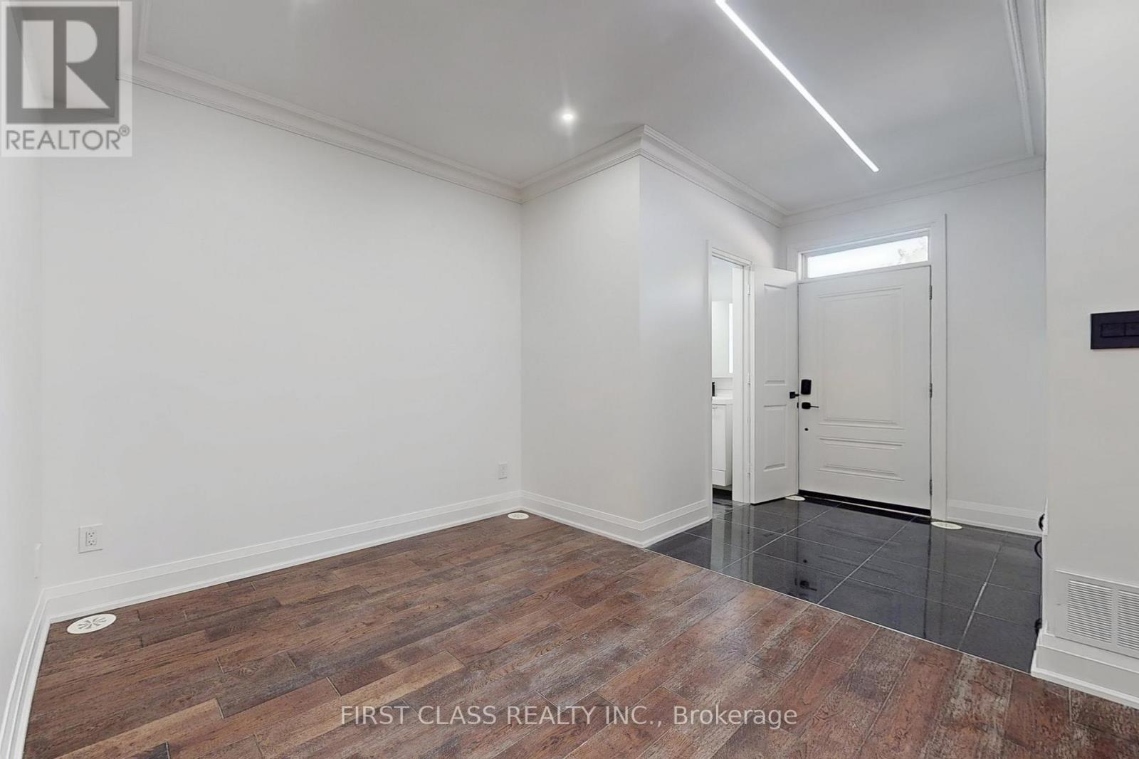 Th 28 - 9 Oakburn Crescent, Toronto, Ontario  M2N 2T5 - Photo 16 - C12753076