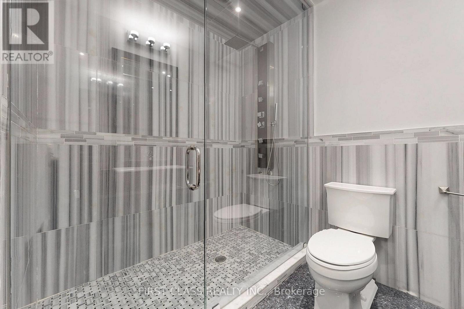 Th 28 - 9 Oakburn Crescent, Toronto, Ontario  M2N 2T5 - Photo 35 - C12753076