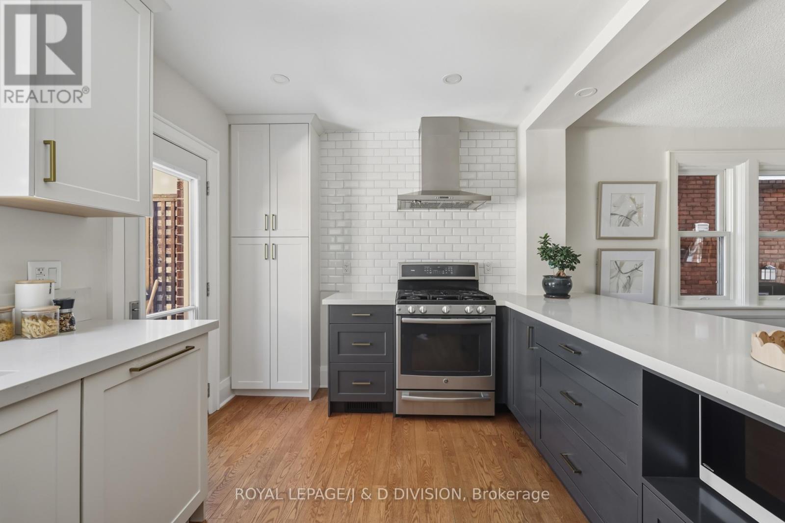 65 Edith Drive, Toronto, Ontario  M4R 1Z1 - Photo 11 - C12753088