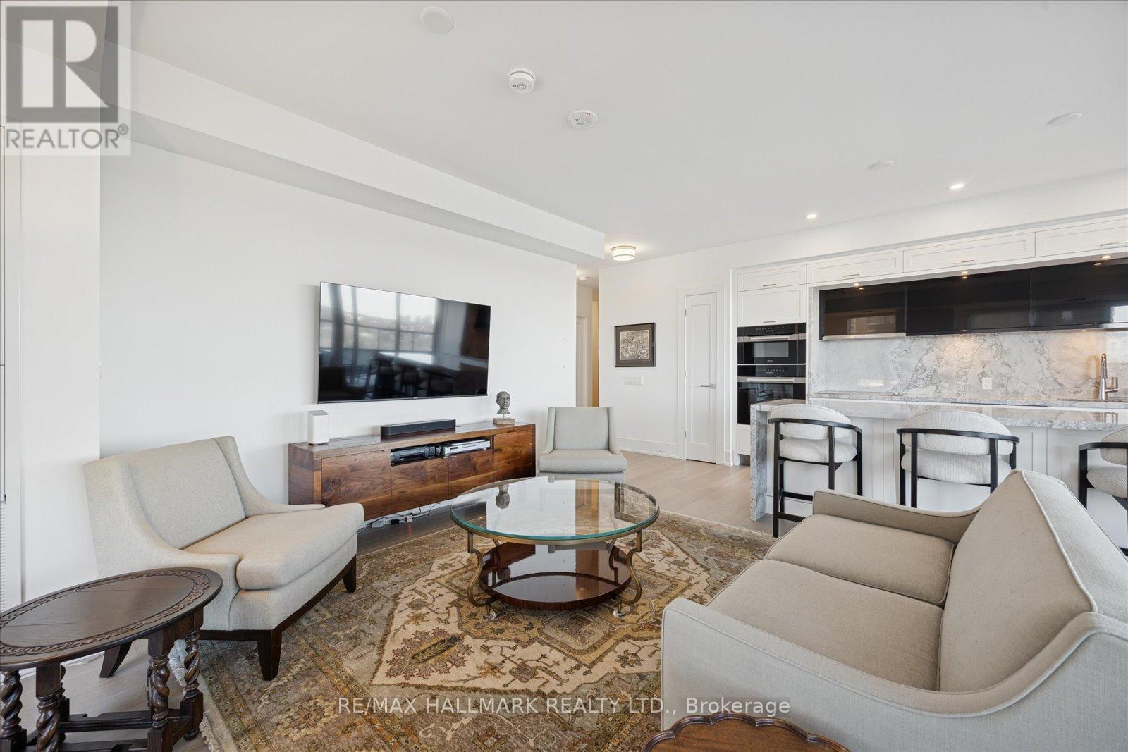 10 Inn On The Park Drive, Toronto (Banbury-Don Mills), Ontario  M3C 0P9 - Photo 13 - C12753106