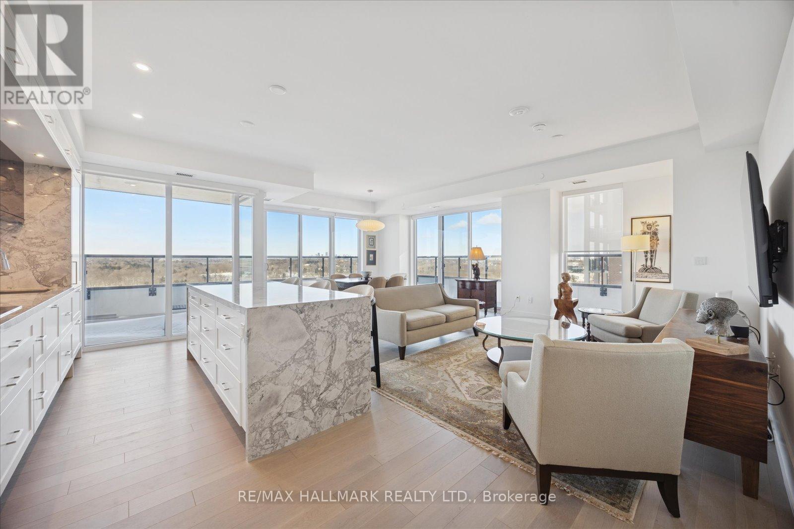 10 Inn On The Park Drive, Toronto (Banbury-Don Mills), Ontario  M3C 0P9 - Photo 19 - C12753106