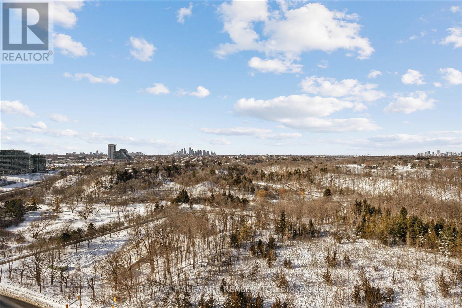 10 Inn On The Park Drive, Toronto (Banbury-Don Mills), Ontario  M3C 0P9 - Photo 38 - C12753106