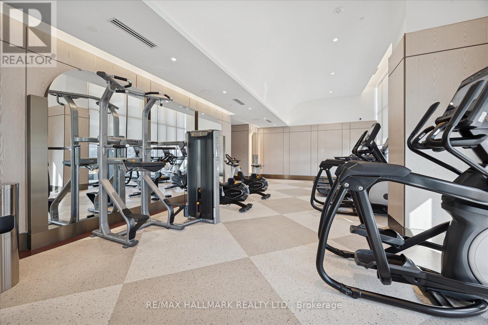 10 Inn On The Park Drive, Toronto (Banbury-Don Mills), Ontario  M3C 0P9 - Photo 42 - C12753106