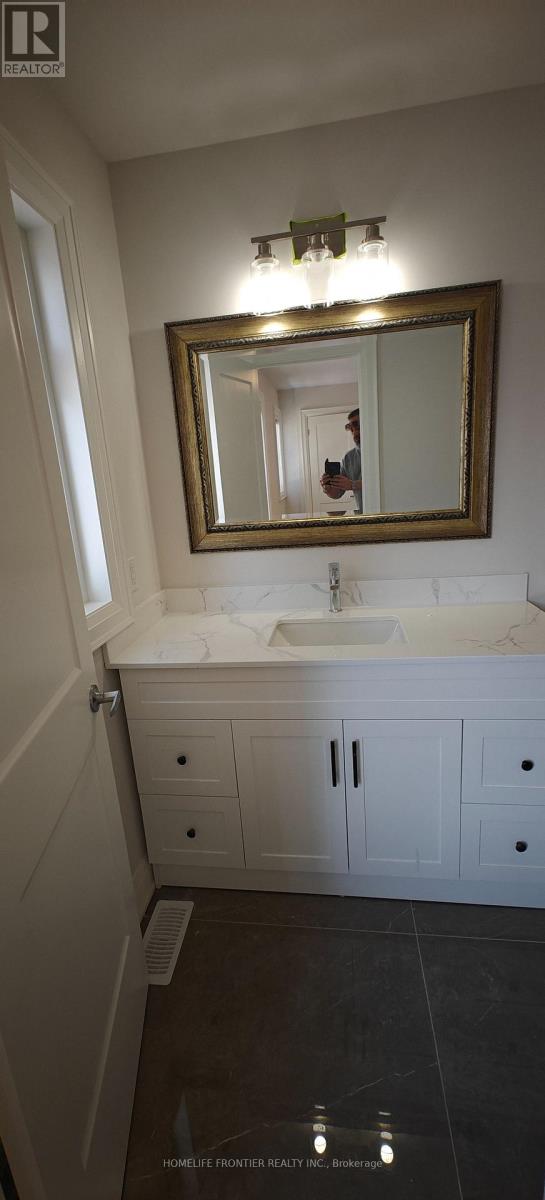 250 Cameron Avenue, Toronto, Ontario  M2N 1E7 - Photo 13 - C12753182