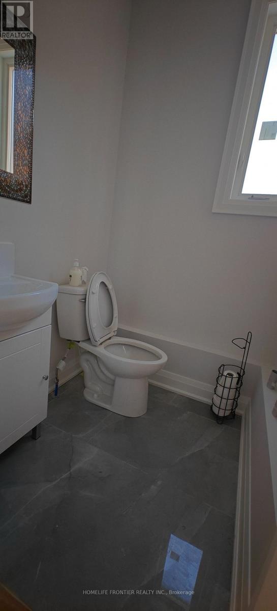 250 Cameron Avenue, Toronto, Ontario  M2N 1E7 - Photo 7 - C12753182