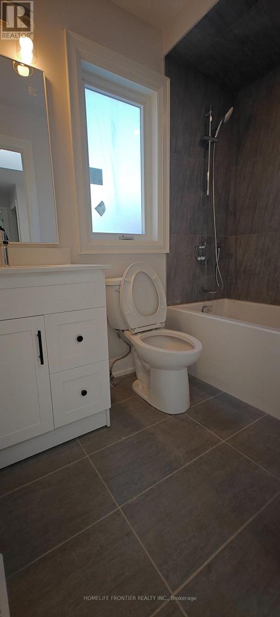 250 Cameron Avenue, Toronto, Ontario  M2N 1E7 - Photo 8 - C12753182