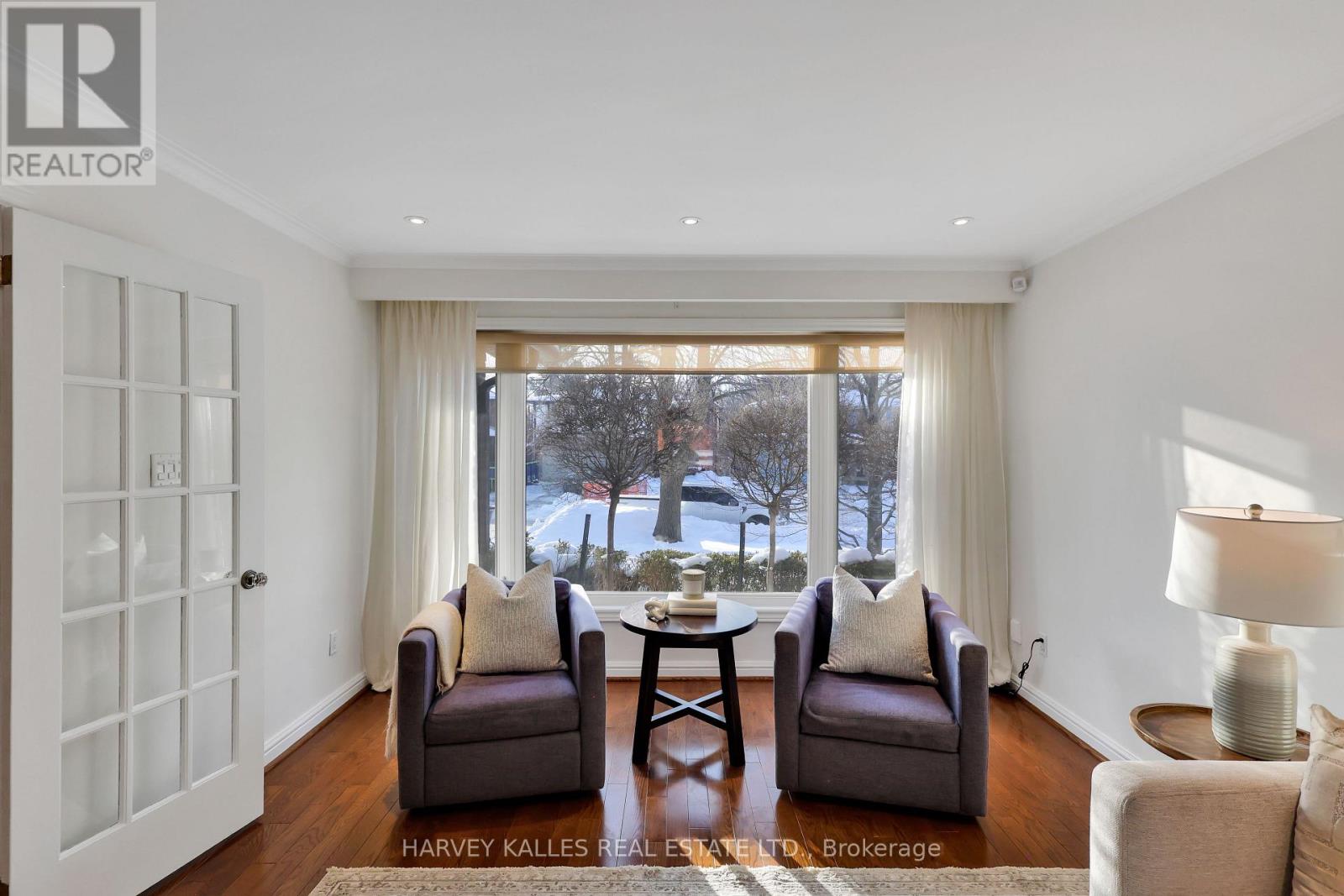 17 Loganberry Crescent, Toronto, Ontario  M2H 3H3 - Photo 5 - C12753186