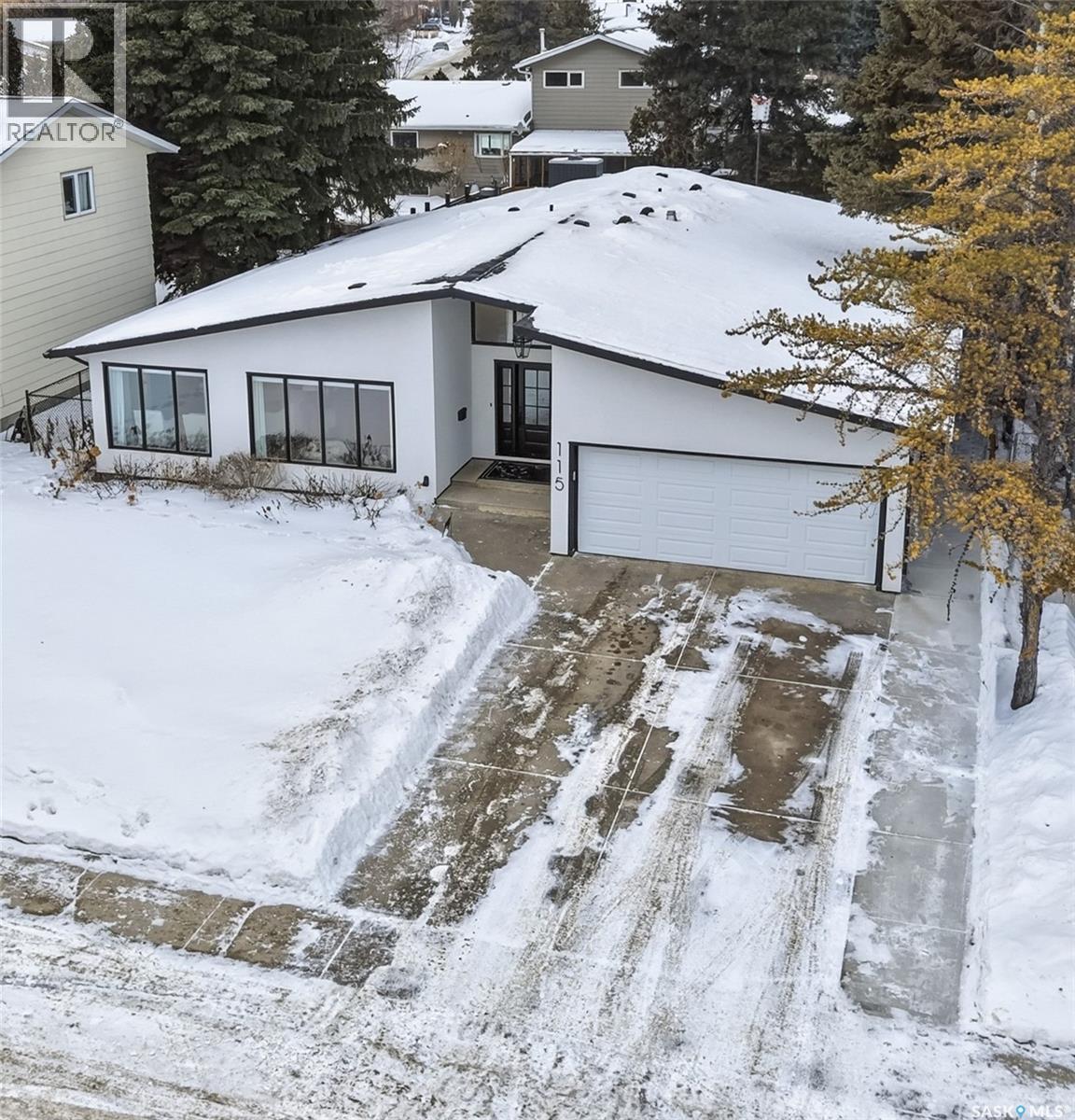 115 Whiteswan DRIVE, Saskatoon, Saskatchewan