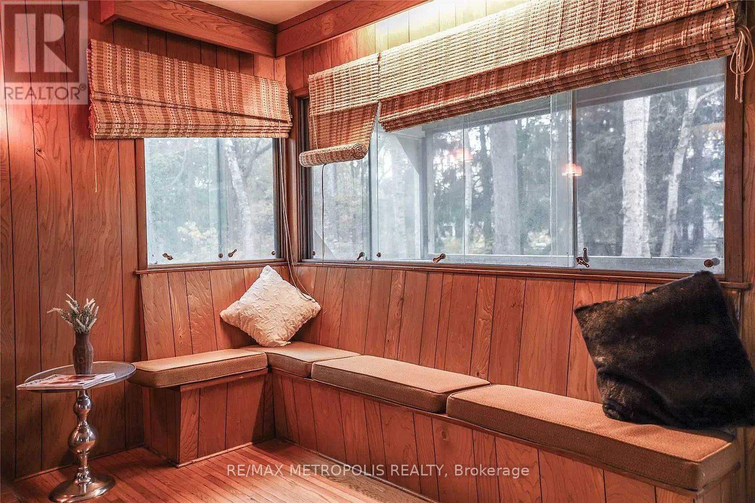 366 Beechgrove Drive, Toronto, Ontario  M1E 4A5 - Photo 2 - E12753066