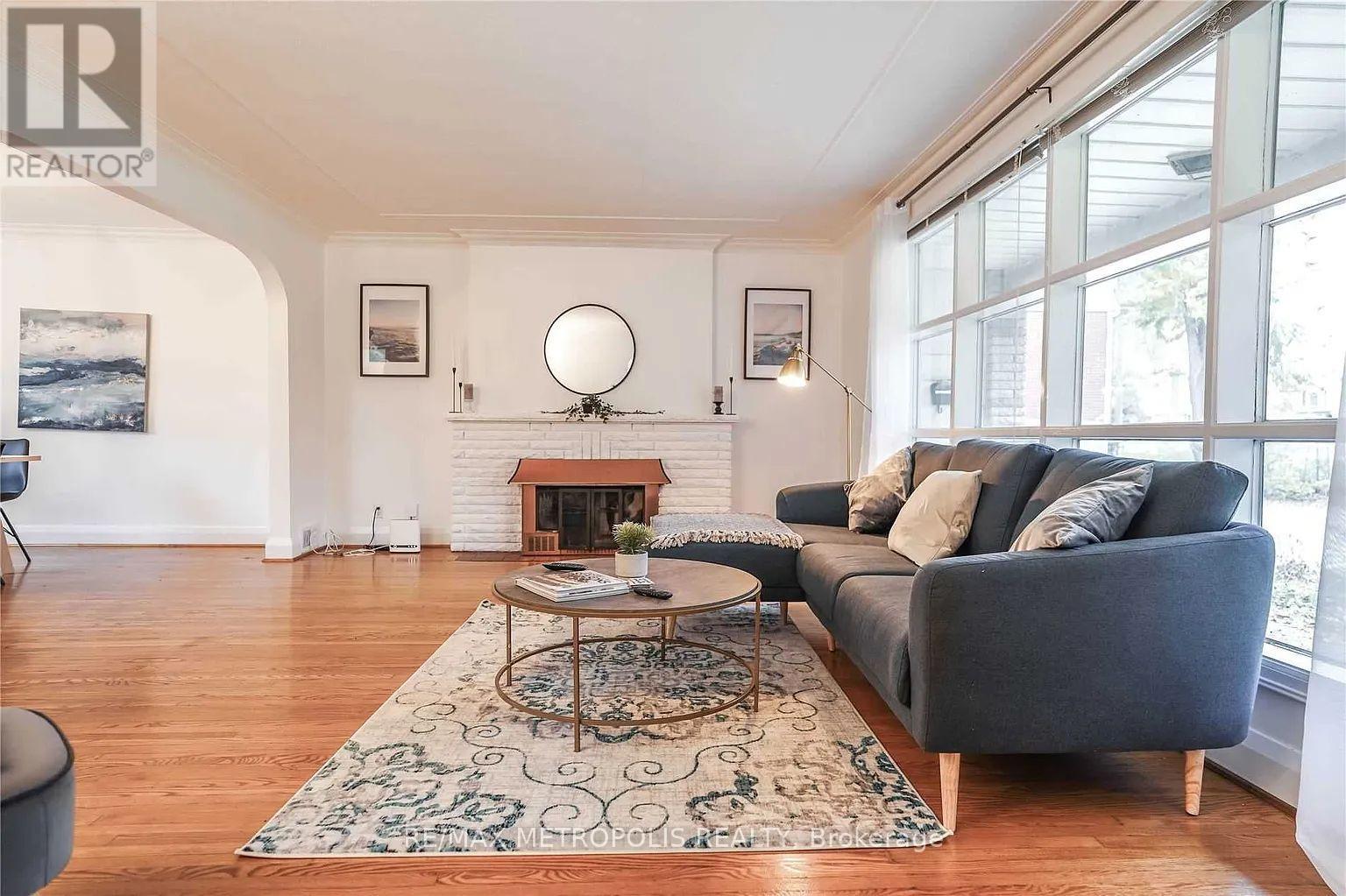 366 Beechgrove Drive, Toronto, Ontario  M1E 4A5 - Photo 6 - E12753066