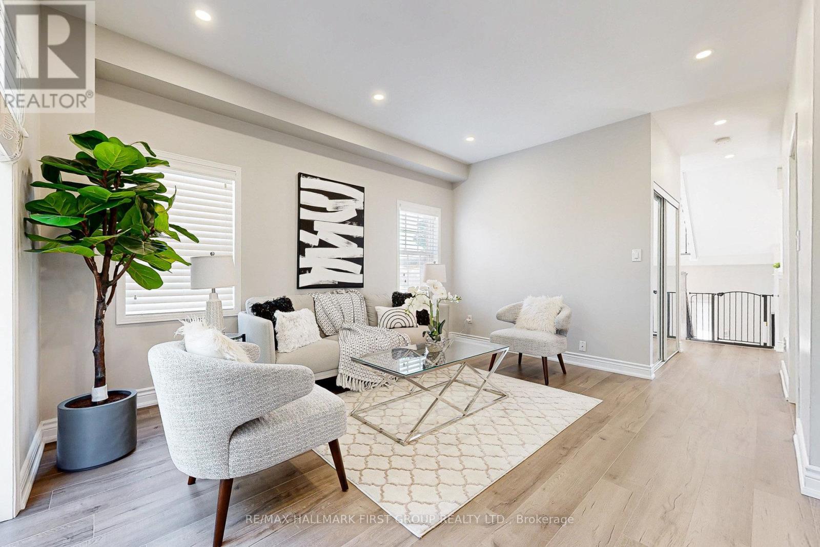 10 - 575 Steeple Hill, Pickering, Ontario  L1V 7E4 - Photo 16 - E12753068